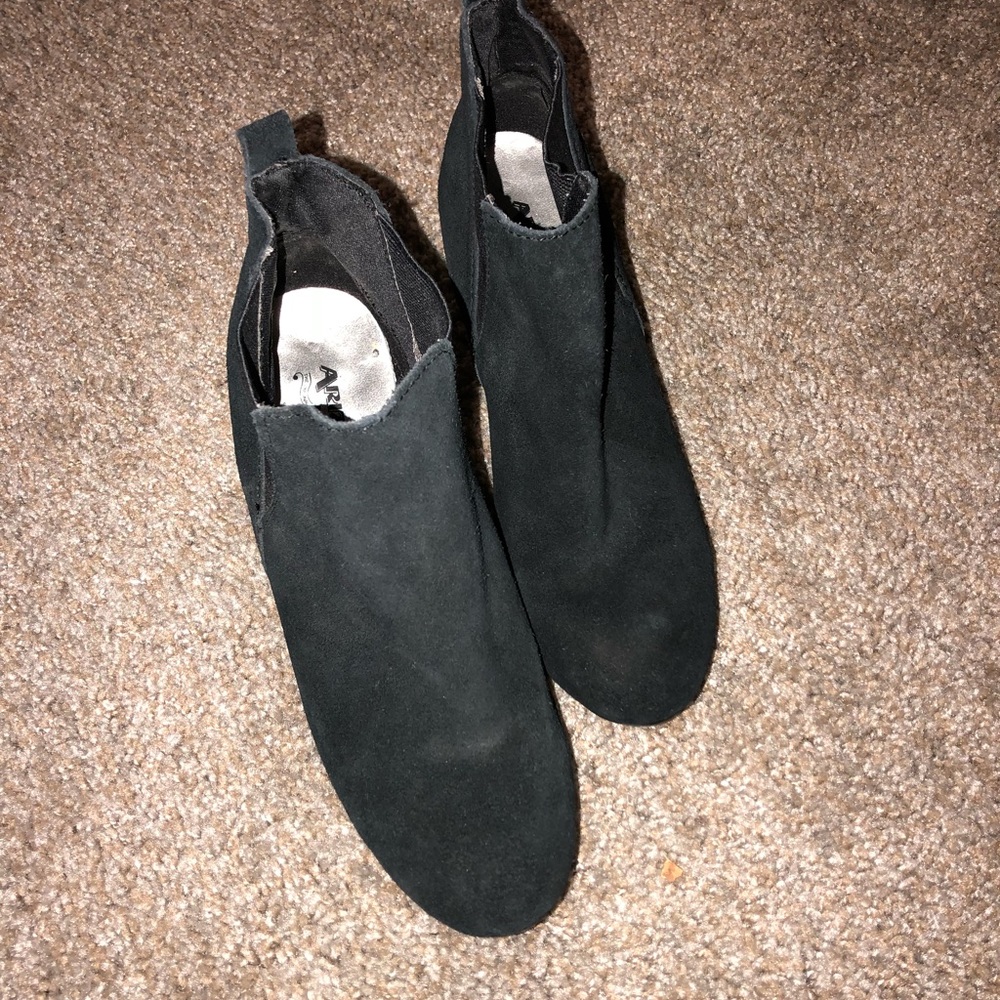 Booties - Picture 5 of 6